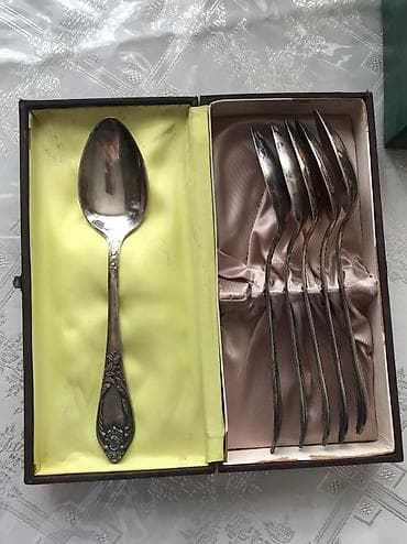 qaşıqlar: Melxior qaşıqlar. 6 ədəd. Qədimidir. Heç vaxt işlənməyib — 1