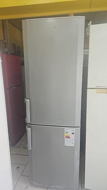 Beko iki qapılı soyuducu - Rəng: gümüşü/metallik - Üst hissə –
