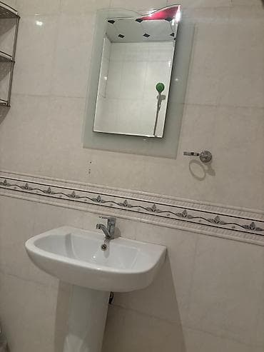 solmayan gul buketi: Dəst 60azn maydadır və güzgü. Çox təcili satılır. ünvan 9mkr kod⁷⁵⁵⁷ — 1