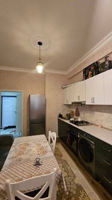 1 otaqlı kohnə tikili: 1 otaqlı, Yeni tikili, 45 kv. m — 3