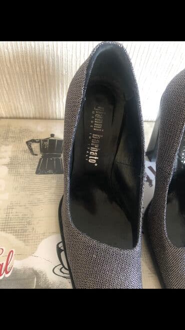 женские золотистые туфли: Туфли, Размер: 35.5, цвет - Серебристый, Б/у — 2