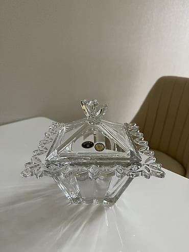 Yeni qutuda karaca xrustal — 1