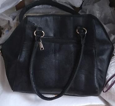 Çantalar teze kimi heç bir problemləri yoxdu gəlib ünvanda ətraflı