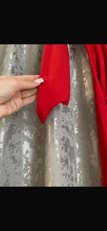 ereb qizili instagram: Qırmızı uzun don - Model: bədənə oturan, ön hissədə drapəli (büzgülü) — 2