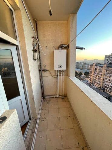 günəşlidə kirayə: Yeni Günəşli qəsəbəsində, D massivində, Yeni Tikili 12 mərtəbəli — 10