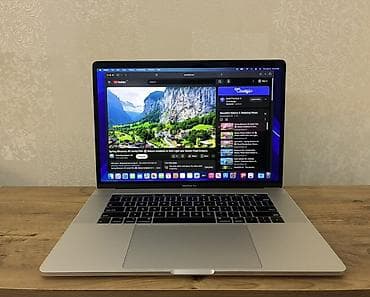 Apple MacBook, 15.4 ", Intel Core i7, 256 GB