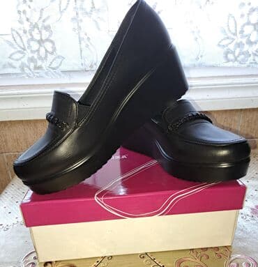 женские мокасины на шнурках: Размер: 38, цвет - Черный, Новый — 1