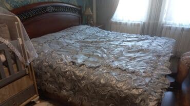 2 ci el perdeler: Yataq örtüsü tezedir demek olarki cox işlenmeyib 50 azn — 2