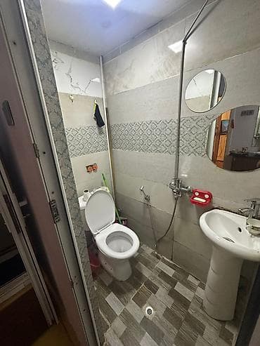 otag: 1 otaqlı mənzil – əşyalarla Planlaşdırma: - 1 geniş otaq (qonaq/yataq — 4