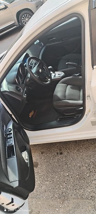 zafira a: Chevrolet Cruze: 1.5 l | 2015 il 356000 km Sedan — 6