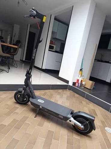 Məhsul: Xiaomi pro 5elektrik skuter Təsvir: - Şəhər içi rahat hərəkət