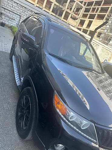 Kia Sorento: 2 l | 2010 il Ofrouder/SUV — 2