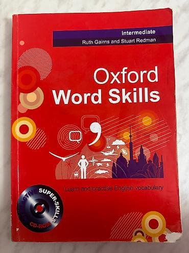 nerd satilir: English file. Nəşrindən və levelindən asılı olaraq 3-4 manat arası — 7