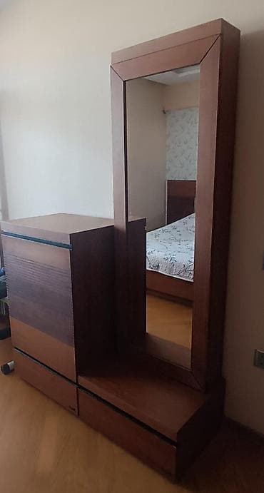 Bazalı yataq otağı dəsti və uşaq otağı mebeli və 8 stul. Hamısı — 3