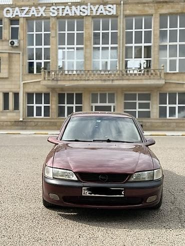 opel astra k: Opel Vectra: 1.8 l | 1996 il 1235000 km Sedan — 1
