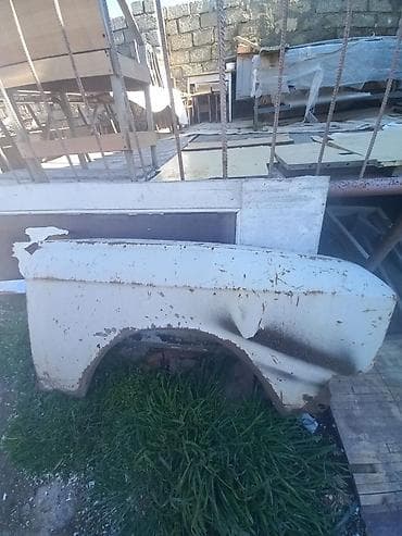 ehtiyyat teker: Məhsul: Avtomobil üçün metal ön/arka qanad (sağ tərəf) Təsvir: - — 1