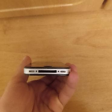 14 pro max: IPhone 4, 16 GB, Qara, Qırıq — 8