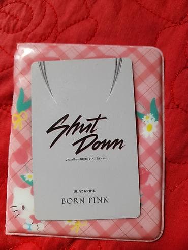 hello kitty oyuncaq: Məhsul: BLACKPINK “BORN PINK” – “Shut Down” fotokartı nadir tapılan — 3