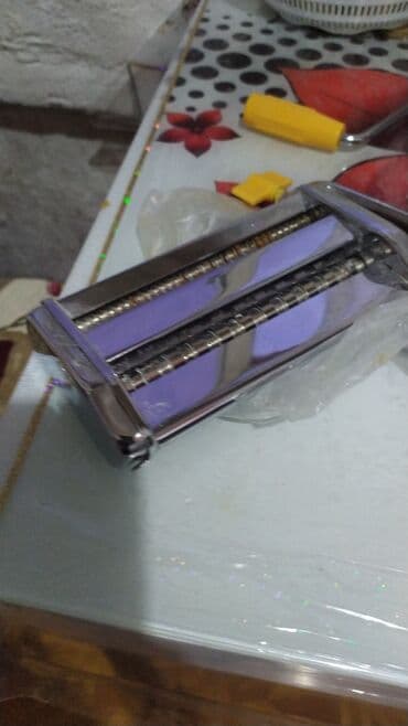 dusbere kesen aparat: Makaron hazırlama dəsti – əl ilə işləyən metal pastamaşın və dəyişən — 3