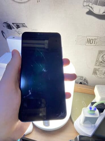 Xiaomi Mi 8 Lite, 64 GB, rəng - Mavi, 
 Qırıq