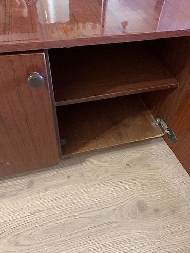 usta qapi: Tualet masası və güzgü dəsti - Üç bölməli böyük güzgü: ortada sabit — 4