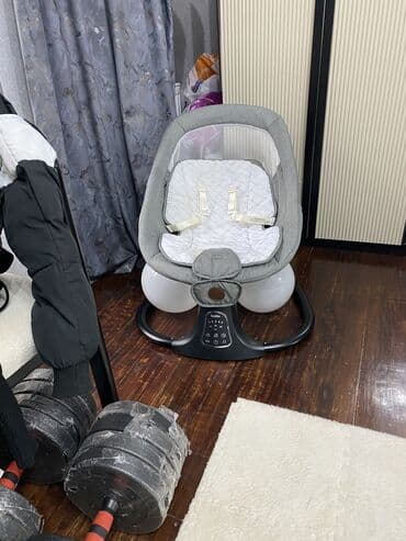 isdemis mebeler: Oğlan və qız üçün, İşlənmiş, Beşik, Yellənmə mexanizm ilə — 3