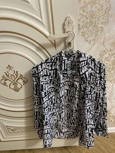 Köynək və bluzalar