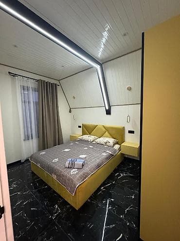 kub.az menziller: A-frame (üçbucaq formalı) dizayna malik bağı evi – geniş həyət və — 9