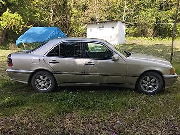 bmw e60 qiyməti: Mercedes-Benz 230: 2.3 l | 1999 il Sedan — 2