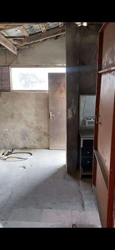 bine kiraye: Kirayə verilən bu mənzil yaşayış üçün uyğundur. Mənzildə yataq otağı — 1