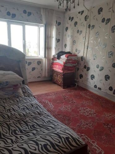 9 ci mikrorayon satilan evler: Bakı, Günəşli, 3 otaqlı, Köhnə tikili, 80 kv. m — 2