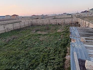 6 sot, Tikinti, Bələdiyyə