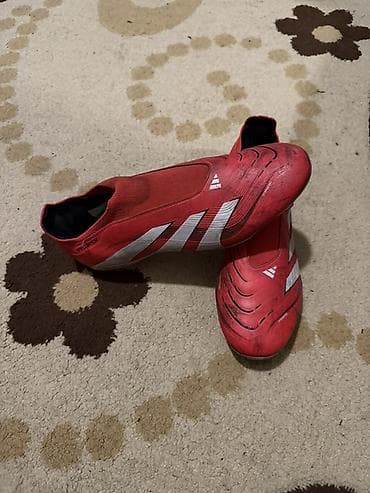 affa topu: Butslar Adidas, Ölçü: 44 — 3