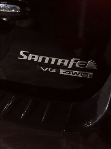 qadınlar ucun maşınlar: Hyundai Santa Fe: 2.7 l | 2008 il Ofrouder/SUV — 4