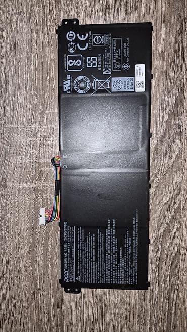 oyuncu komputer: Acer Noutbuk Batareyası (AC14B18J 11.31V — 3246mAh / 36.7Wh (Min — 1