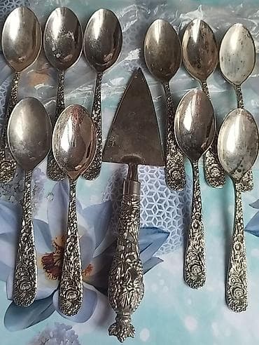 xestexanada sekiller: Gümüşü rəngdə dekorativ qəlyanaltı/şirniyyat dəsti - Tərkib: 10 ədəd — 1