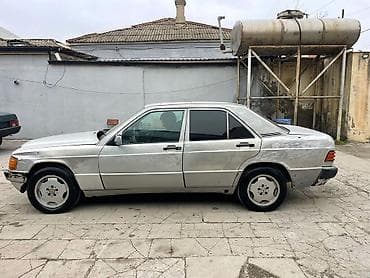 mercedes e 240: Mercedes-Benz 190 (W201): 2 l | 1992 il Sedan — 2