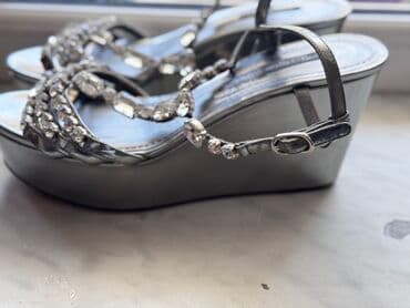 qadın donlari: Dolce & Gabbana brendinə məxsus qadın platforma səndəlləri. Gümüşü — 4