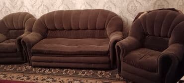 бескаркасный диван кровать: Di̇van-kravat, İşlənmiş, Açılan, Bazasız, Vеlur parça, Çatdırılma yoxdur — 1