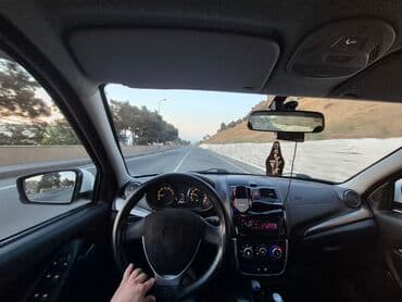 vaz 2103: Barter de var Lada Granta modelinin bu ağ rəngli sedanı dörd qapıya və — 14