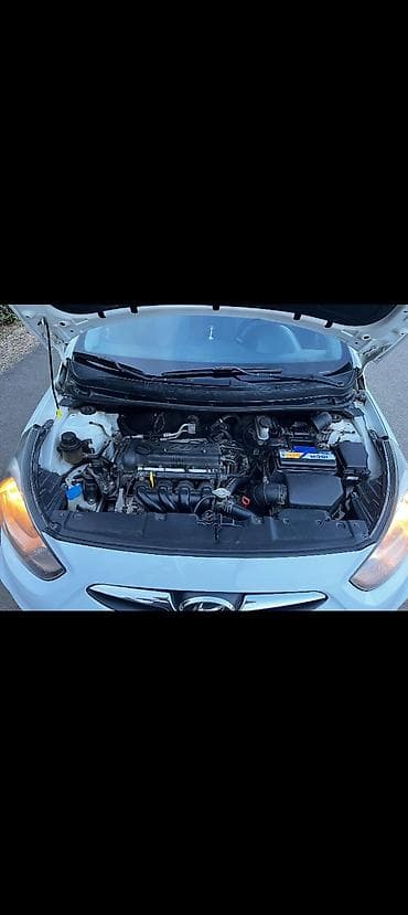 bmw e36 spoyler: Hyundai Accent: 1.4 l | 2012 il Sedan — 8