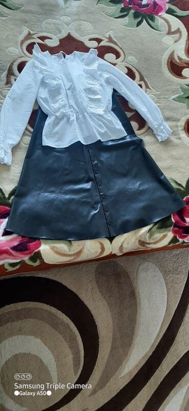 детские школьные костюмы: 1 dəfə geyinib təzədir.hərəsi ayrı-ayrı da satılır — 2