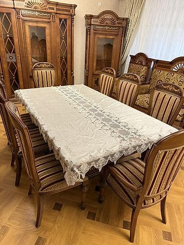 Qonaq otağı üçün, Açılmayan, Dördbucaq masa, 8 stul