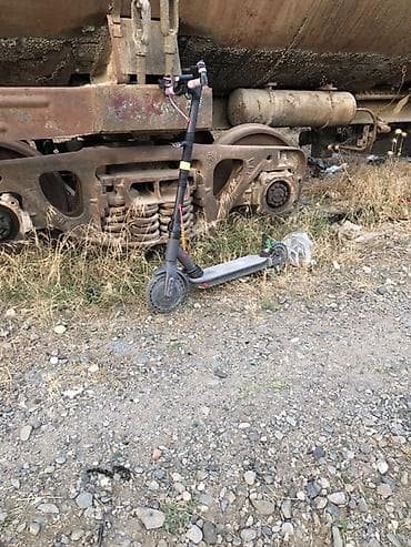 ninebot e2 pro: Salam Skuter satılır qatlanır rahat maşına qoymağa olur tam zaryatqa — 5