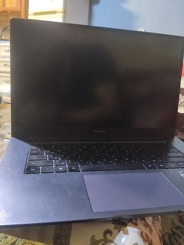 ucuz notebooklar: HONOR MagicBook noutbuk Xüsusiyyətlər: - Prosessor: AMD Ryzen — 4