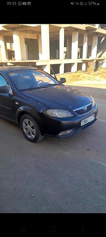 daewoo: Daewoo Gentra: 1.5 l | 2013 il Sedan — 1