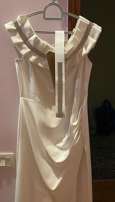 Don satılır.1 dəfə geyinilib.Kök olduğum üçün satılır — 1