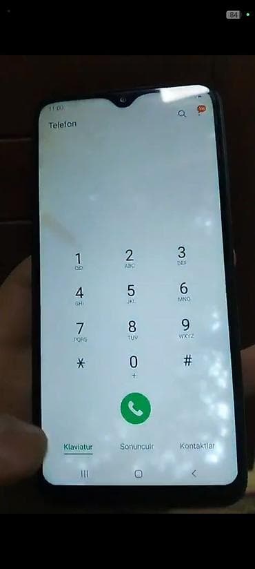 samsung 2011: Samsung Galaxy A10, 32 GB, rəng - Qara, Qırıq — 3