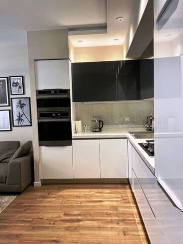 20 yanvarda 2 otaqli evler: 2 otaqlı, Yeni tikili, m. 8 Noyabr, 63 kv. m — 12