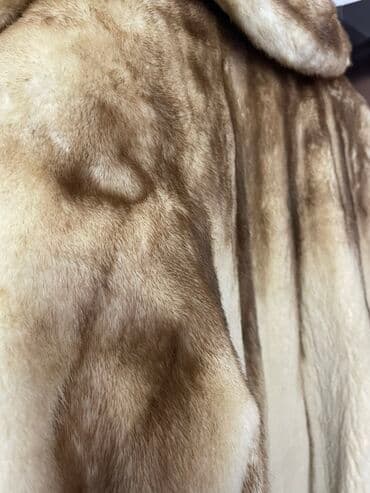 türk istehsalı olan qadın şubaları: SAGA MINK x ADÁM qadın kürkü - Material: təbii mink (xəz), sıx və — 5